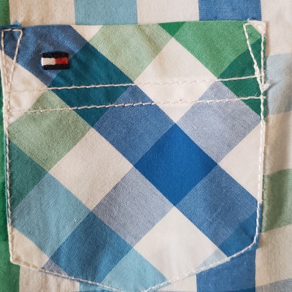 Tommy Hilfiger Boys Plaid Shirt size 6 - Picture 3 of 4